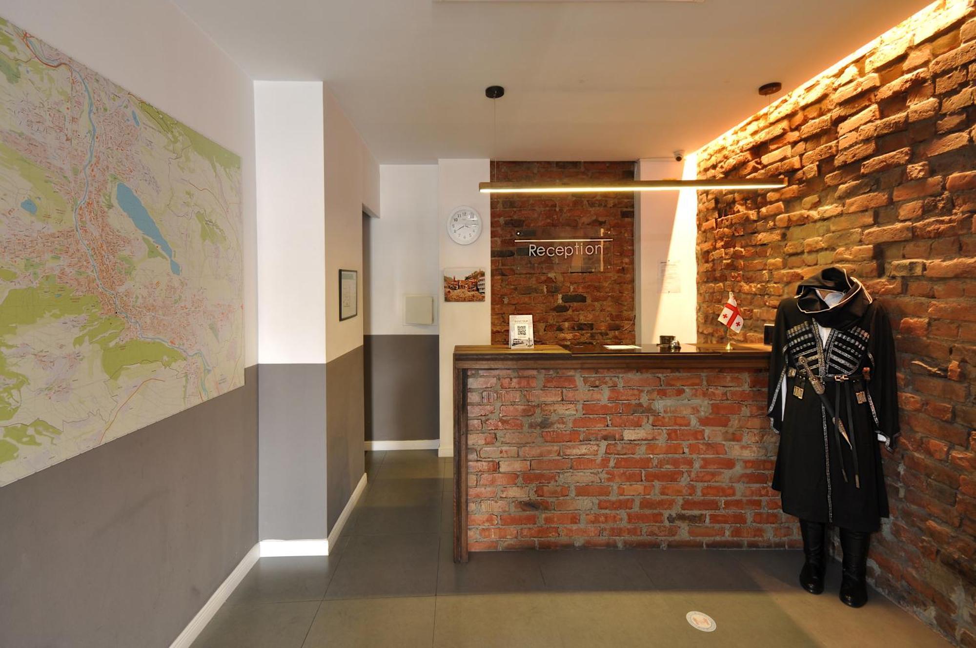 Meidan Inn Tbilisi Ngoại thất bức ảnh