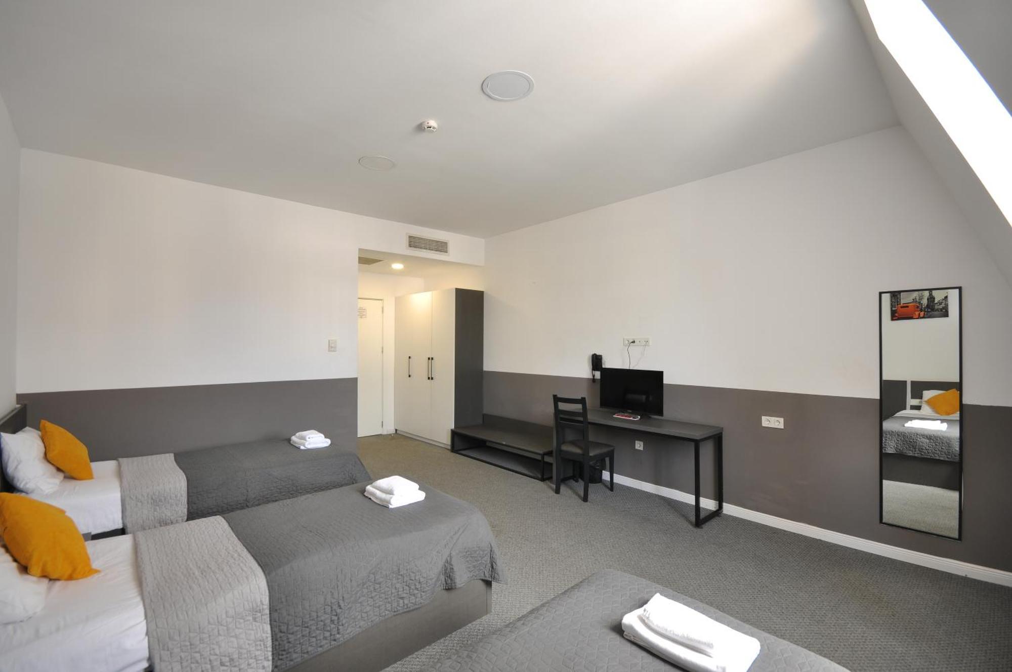 Meidan Inn Tbilisi Ngoại thất bức ảnh