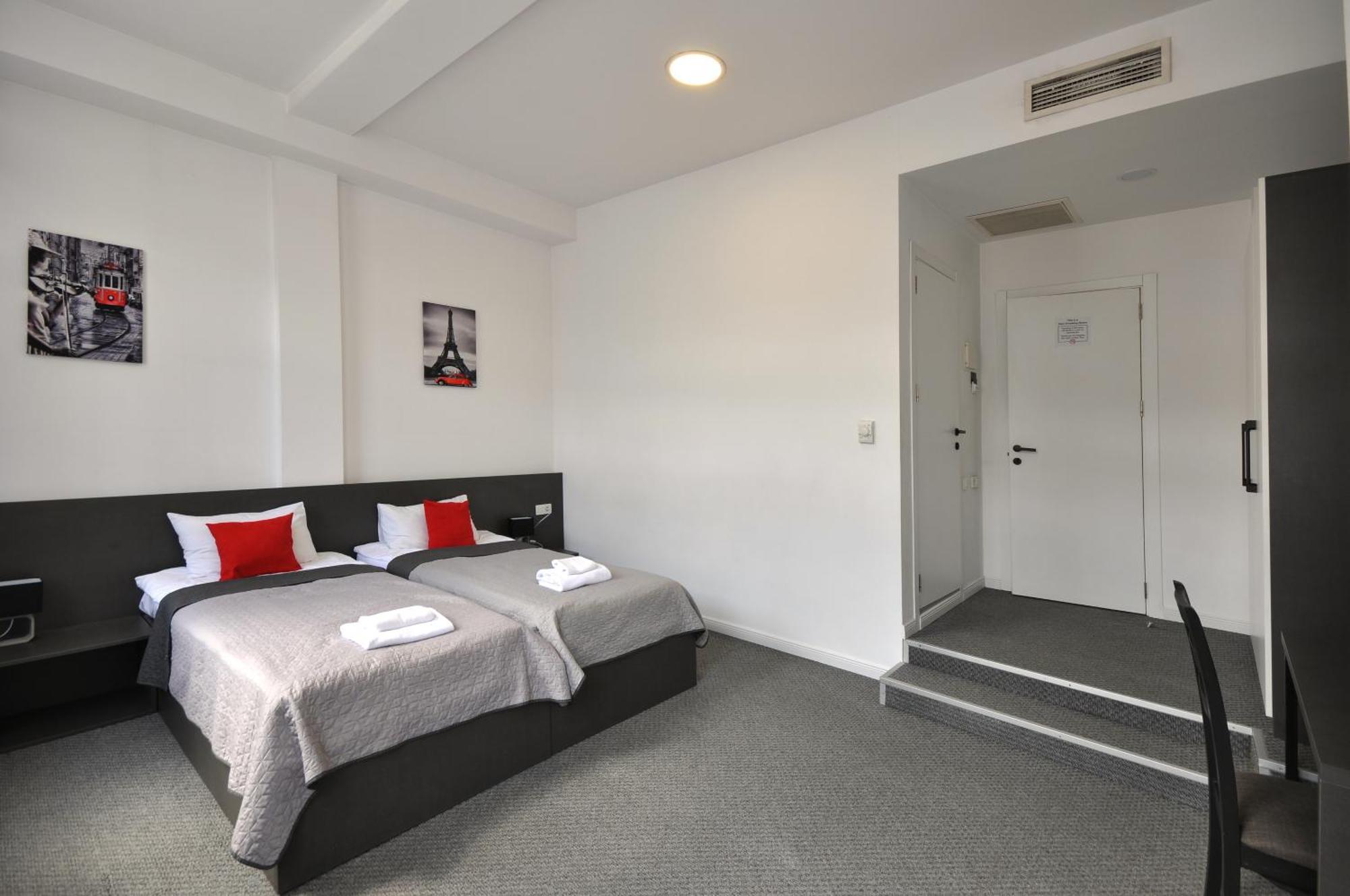 Meidan Inn Tbilisi Ngoại thất bức ảnh