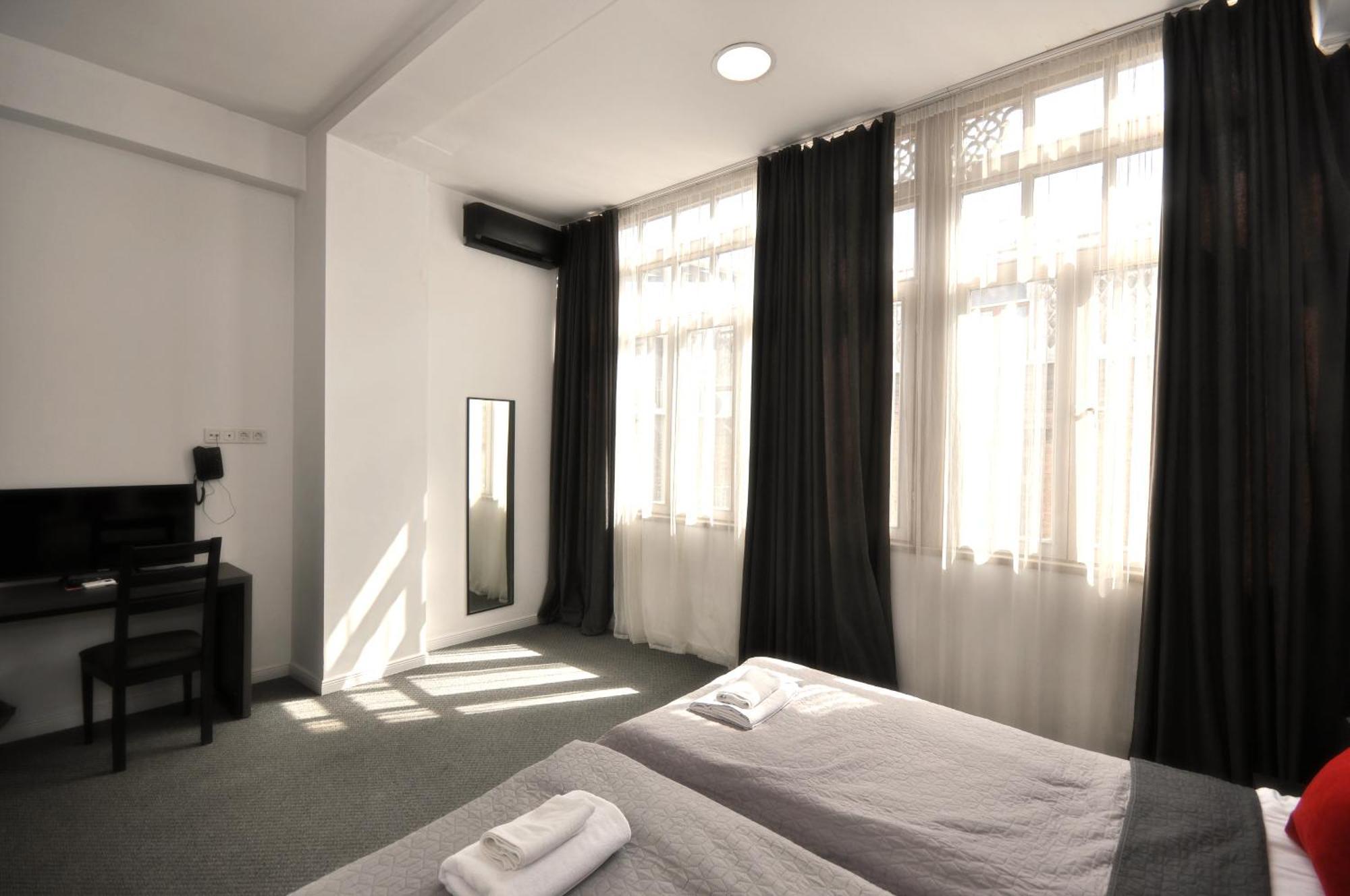Meidan Inn Tbilisi Ngoại thất bức ảnh