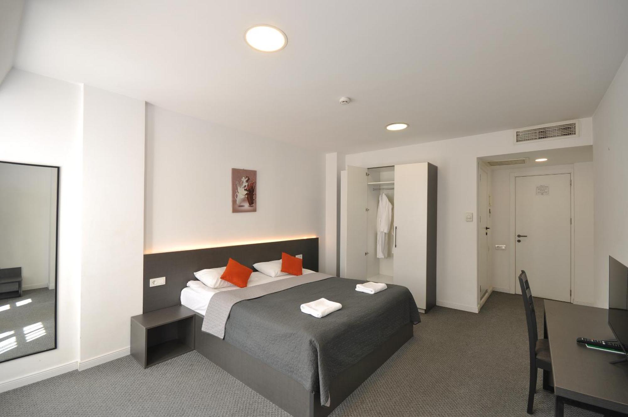 Meidan Inn Tbilisi Ngoại thất bức ảnh