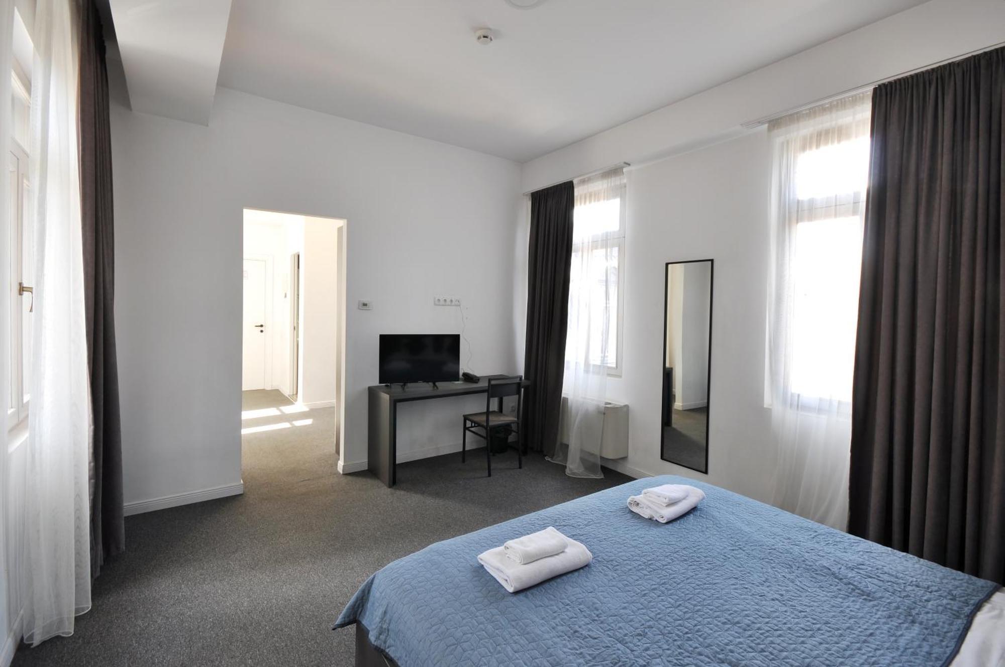 Meidan Inn Tbilisi Ngoại thất bức ảnh