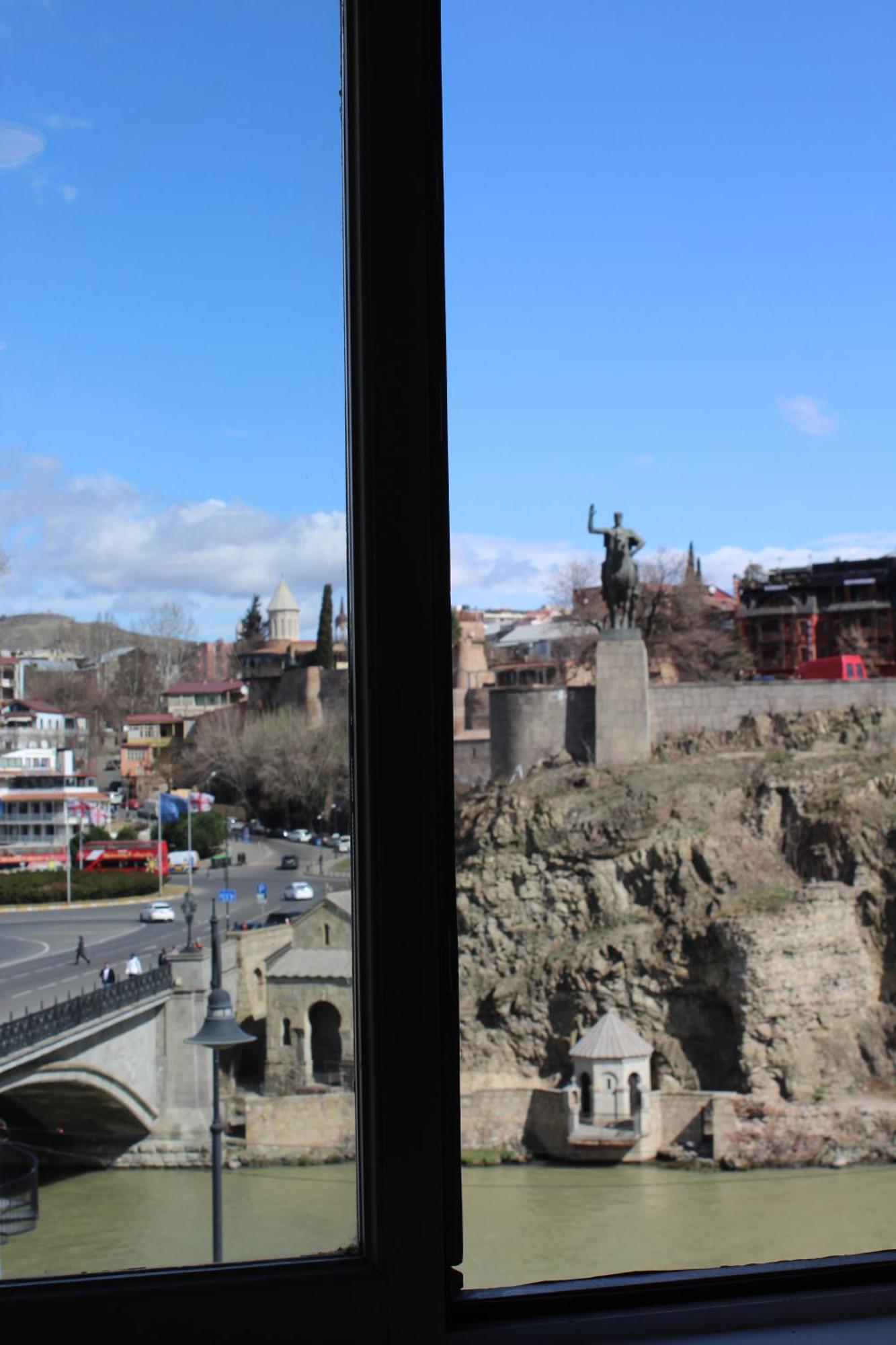 Meidan Inn Tbilisi Ngoại thất bức ảnh