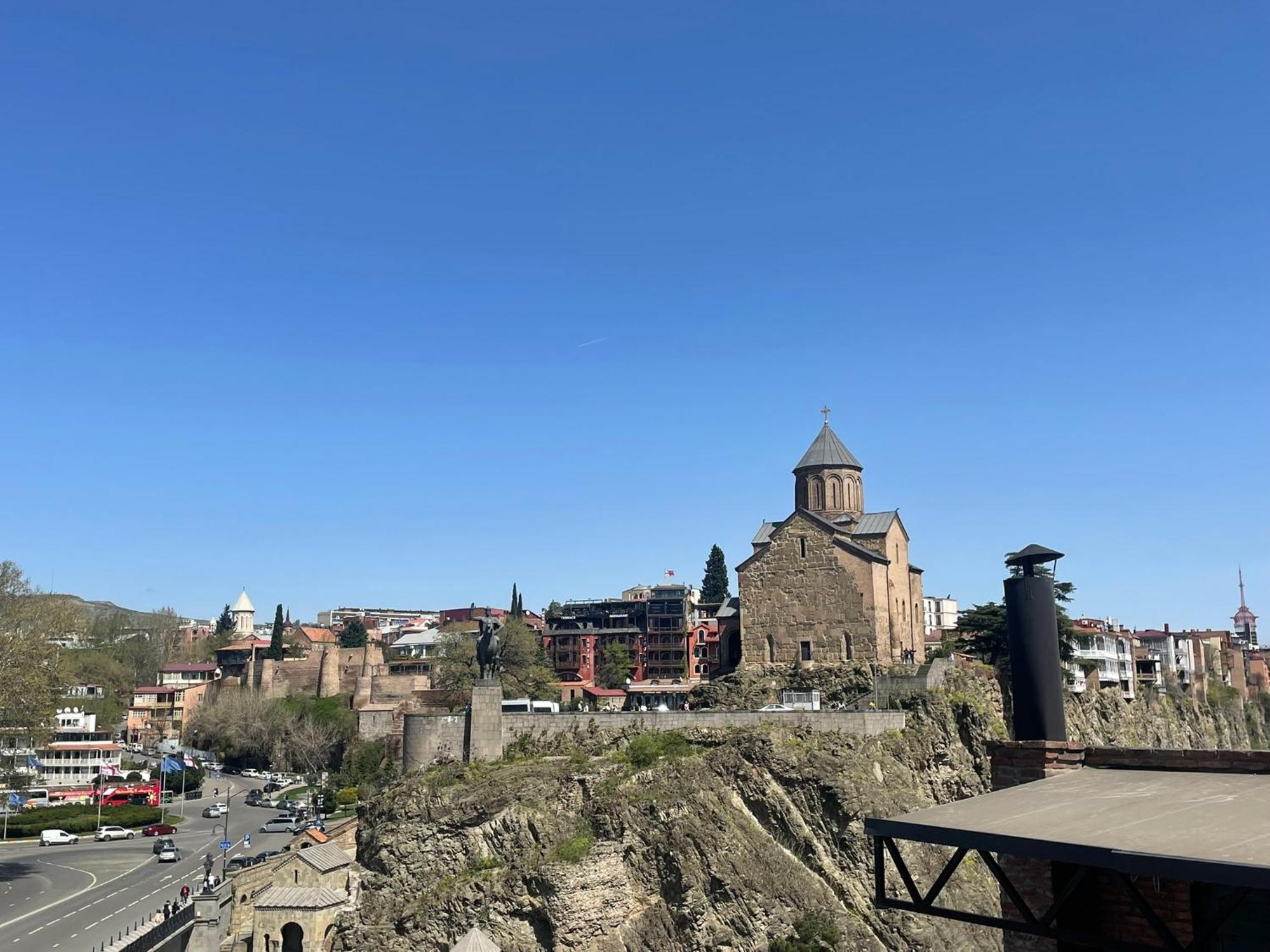 Meidan Inn Tbilisi Ngoại thất bức ảnh
