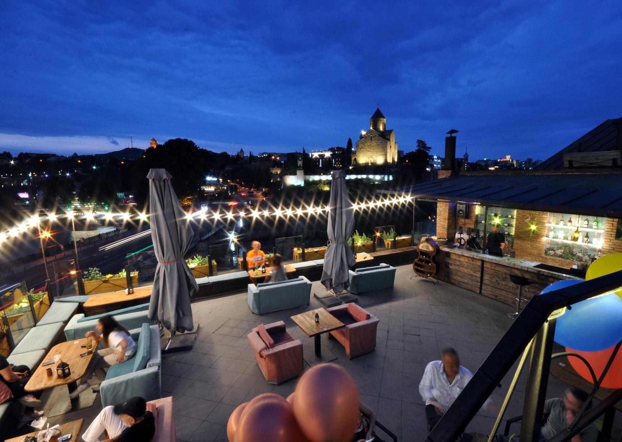 Meidan Inn Tbilisi Ngoại thất bức ảnh